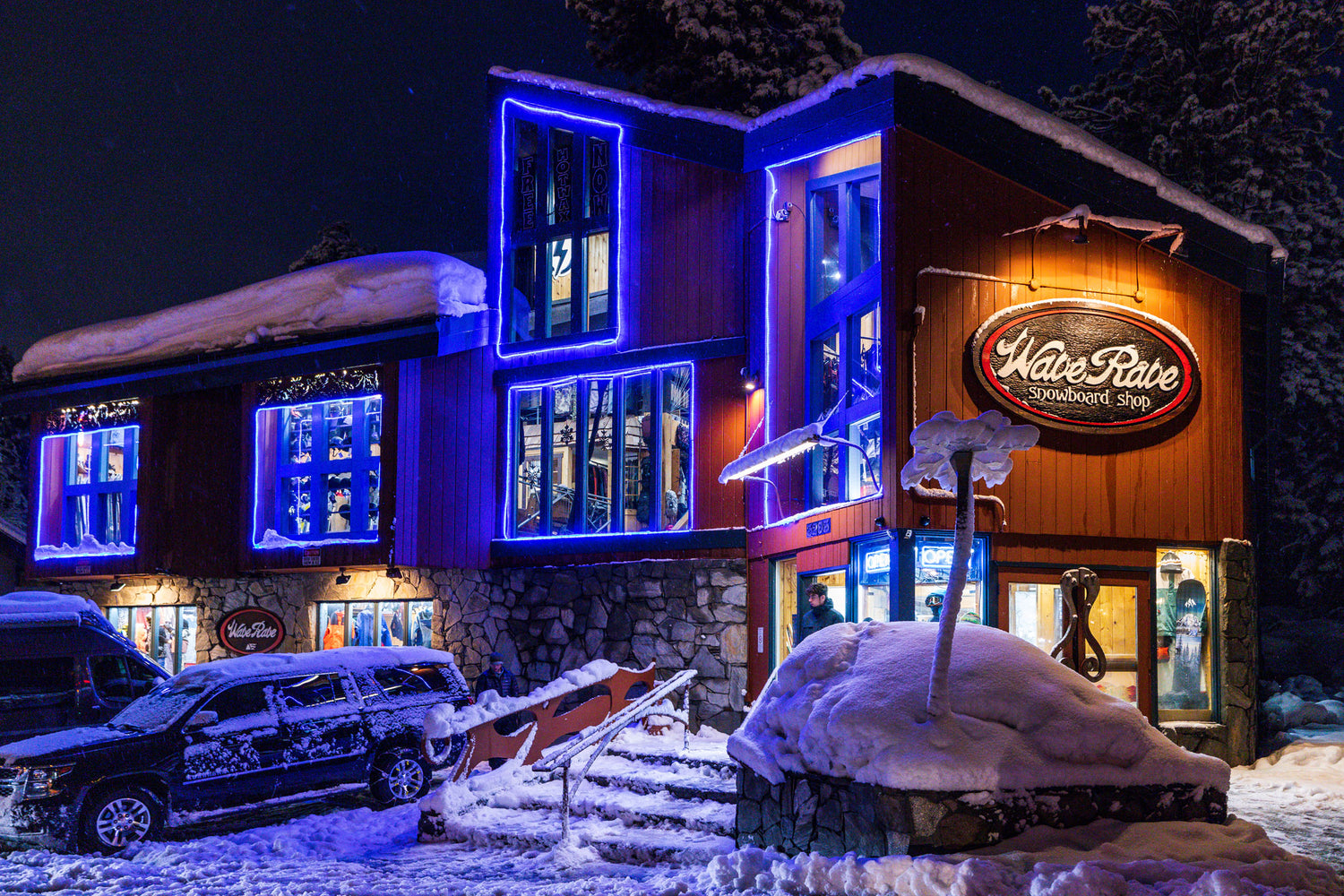 Wave Rave Mammoth Locations – Wave Rave Snowboard Shop